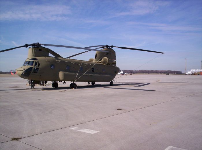 CH-47F Chinook helicopter 98-00011 in the new Desert Paint scheme, circa March 2006, at Fort Campbell, Kentucky.